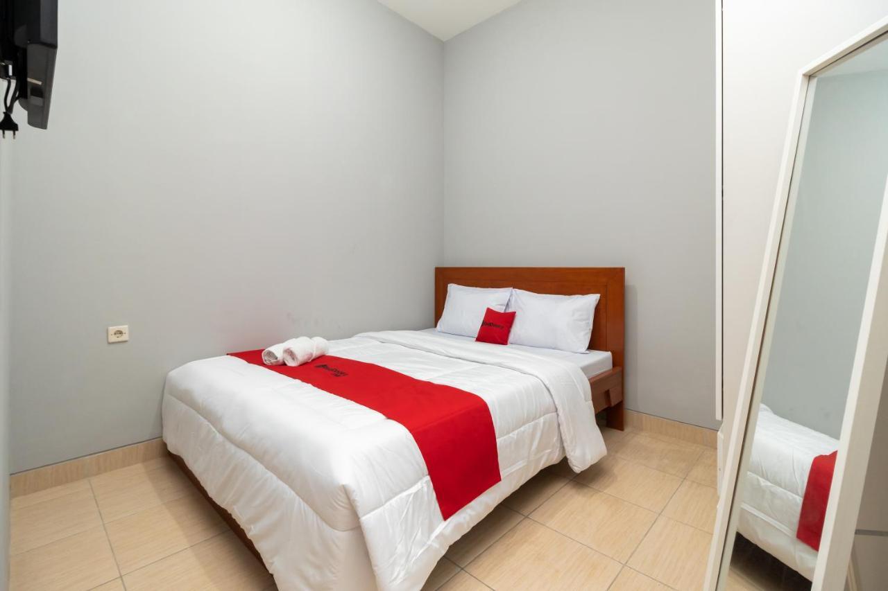Reddoorz Near Rs Sari Asih Cipondoh Tangerang Exterior foto
